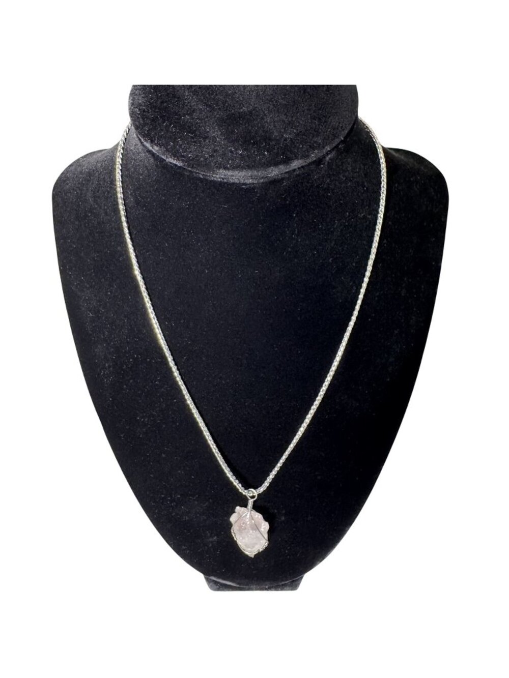 Asmama Wire-Wrapped Quartz Pendant Necklace 18-Inch Silver-Tone Chain